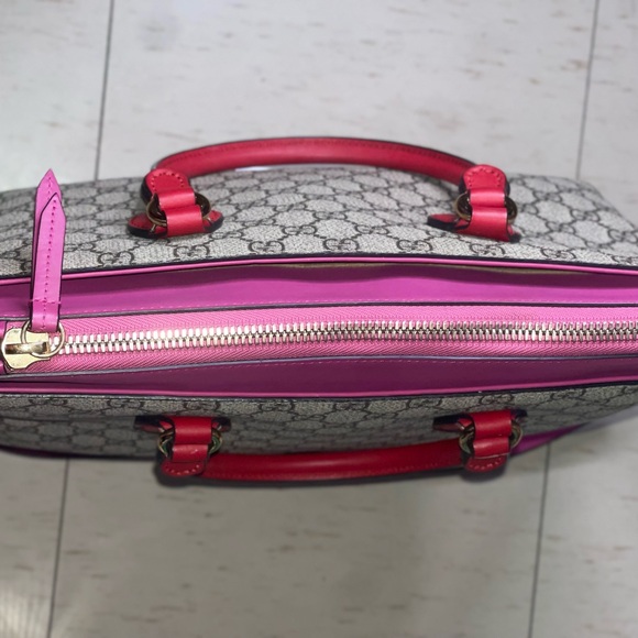 Gucci GG Supreme Tote - Picture 10 of 12